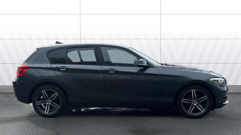 BMW 1 Series 118i [1.5] Sport 5dr [Nav/Servotronic] Petrol Hatchback